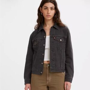 Levi's Women's EX-BOYFRIEND TRUCKER JACKET
